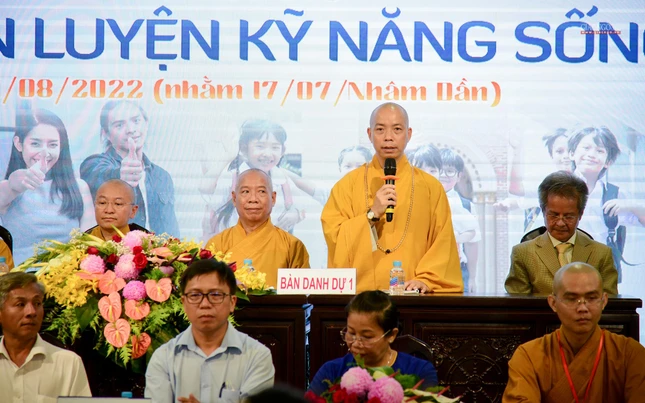 Thượng tọa Thích Quang Thạnh đánh giá cao sự cần thiết của khóa tu này đối với các bạn trẻ