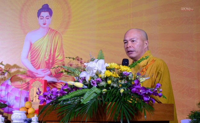 Thượng tọa Thích Trí Thường phát biểu khai mạc