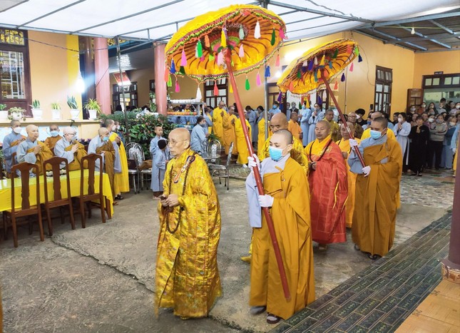 Chư tôn đức tham dự