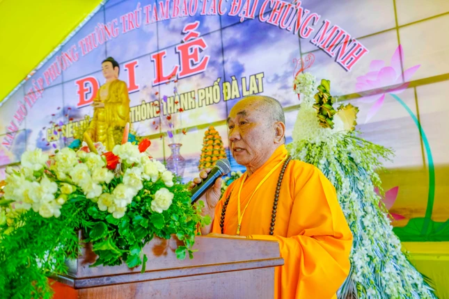 Hòa thượng Thích Thanh Tân nhắc nhở người tham gia giao thông cần chánh niệm, tỉnh giác