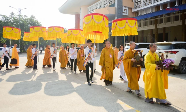 Cung nghinh chư tôn đức Cung nghinh chư tôn đức