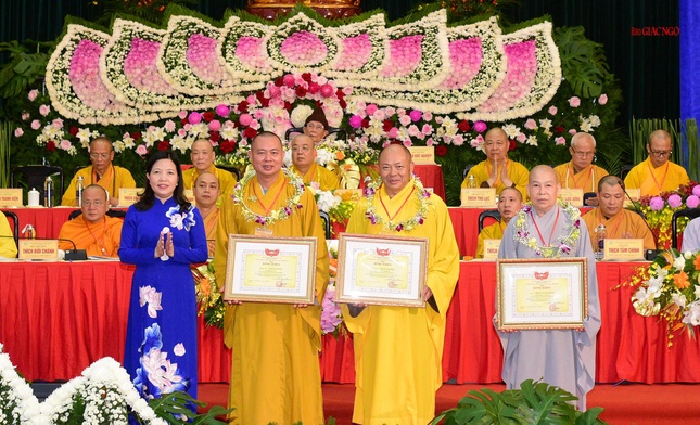 Trung ương MTTQVN tặng Bằng khen