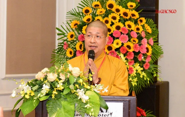 Thượng tọa Thích Quảng Minh trình phương hướng hoạt động của Ban Văn hóa nhiệm kỳ IX