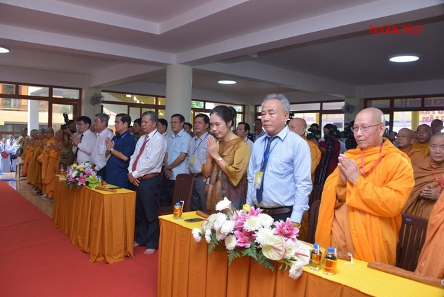 Quan khách đại diện Trung ương và tỉnh Kiên Giang