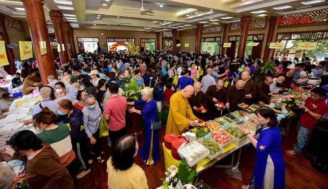 Toàn cảnh hội chợ