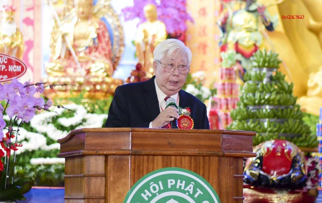 Ông Trần Vũ, Hội trưởng Hội quán Nghĩa An phát biểu