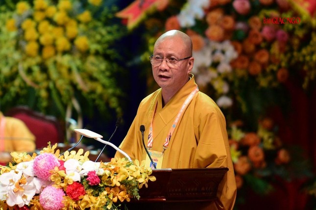 Thượng tọa Thích Minh Quang