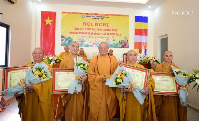 Trao giáo chỉ tấn phong Hòa thượng, Thượng tọa