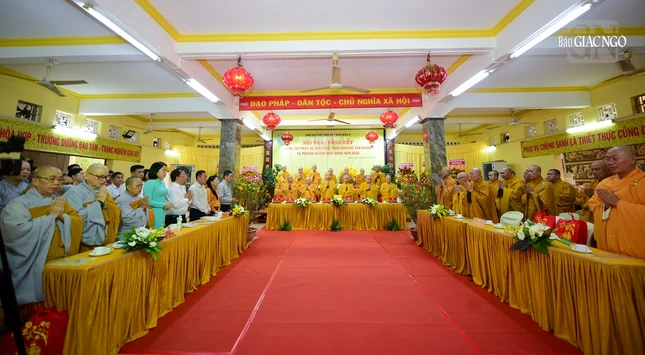 Tăng Ni, Phật tử, đại diện chính quyền tham dự hội nghị Tăng Ni, Phật tử, đại diện chính quyền tham dự hội nghị