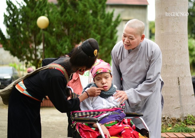 Hạnh phúc của sự cho đi