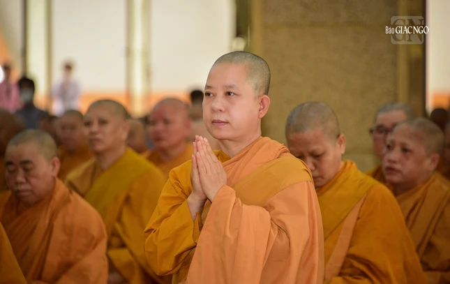 Chư Ni tham dự lễ tưởng niệm