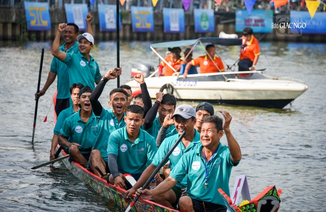 Niềm vui khi vượt qua đối thủ