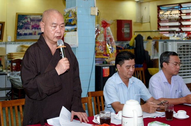 Thượng tọa Thích Huệ Công phát biểu