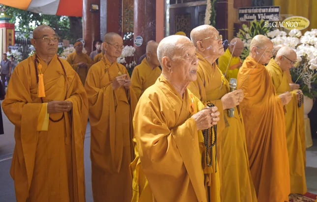 Thành kính tưởng niệm Trưởng lão Hòa thượng Thích Thanh Sơn, Thành viên Hội đồng Chứng minh, vị giáo phẩm đã có nhiều đóng góp cho Giáo hội cũng như Phật giáo TP.HCM và Q.1