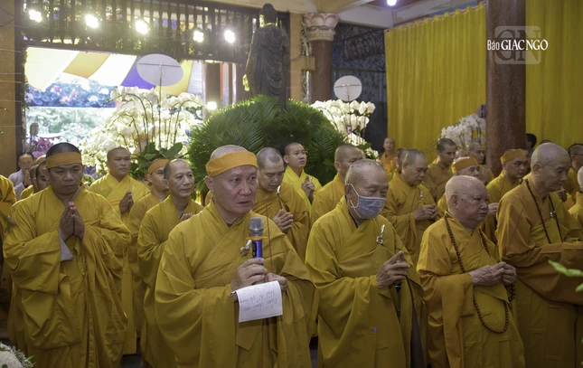 Thượng tọa Thích Phước Nghiêm đại lao chư tôn đức trong tông phong dâng lời tưởng niệm Thượng tọa Thích Phước Nghiêm đại lao chư tôn đức trong tông phong dâng lời tưởng niệm