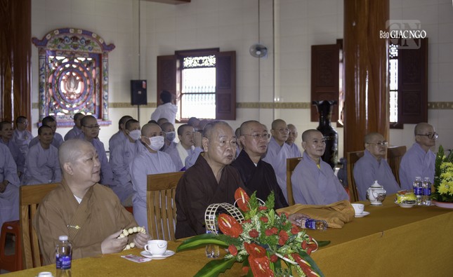 Chư tôn đức Ban Trị sự Phật giáo Q.8 và các hành giả an cư tham dự