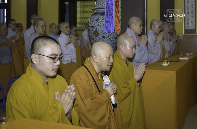 Ngoài các thời khóa công phu hàng ngày, Ban Chức sự trường hạ chùa Long Bửu định kỳ mỗi tháng 2 lần đều cung thỉnh các vị giảng sư đến thuyết pháp cho đại chúng