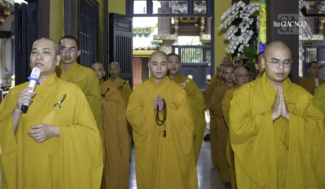 Tụng kinh không chỉ có ý nghĩa giúp người trì tụng hiểu rõ nghĩa lý kinh sách, lời dạy của Đức Phật