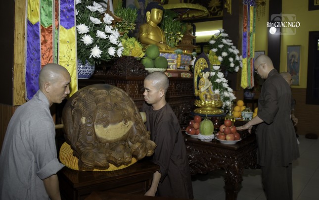 Việc chấp tác cũng được các hành giả chú trọng thực hiện trong thời gian an cư của mình