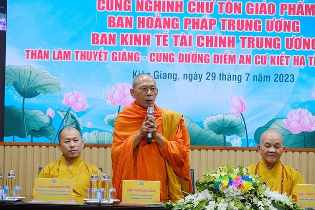 Hòa thượng Danh Đổng, Trưởng ban Trị sự Phật giáo tỉnh Kiên Giang phát biểu tri ân