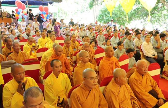 Tăng Ni, Phật tử tham dự Tăng Ni, Phật tử tham dự