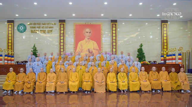 Ban Chức sự, các vị giới tử tòng hạ tại Việt Nam Quốc Tự