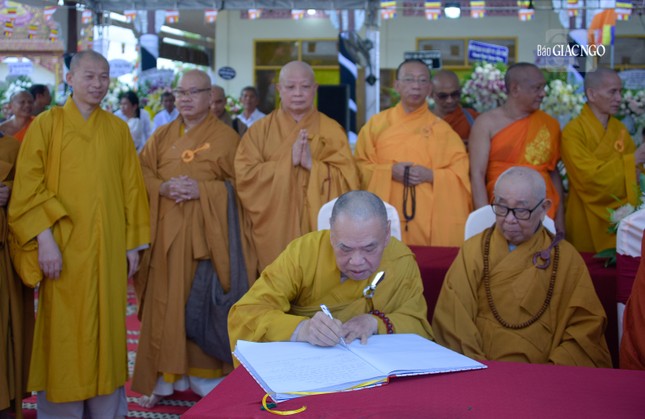 Hòa thượng Thích Thiện Pháp ký sổ tang