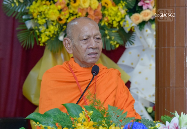 Hòa thượng Đào Như phát biểu chào mừng