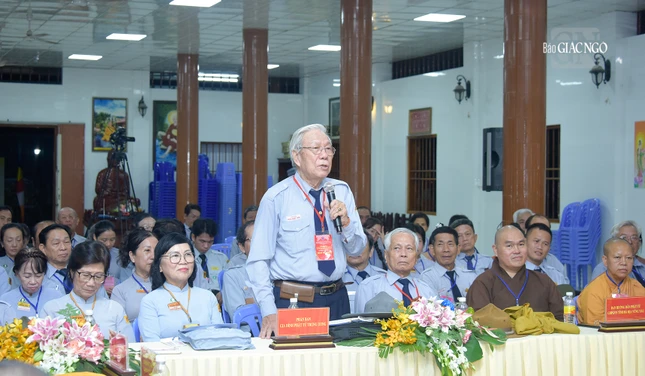 Phật tử phát biểu ý kiến