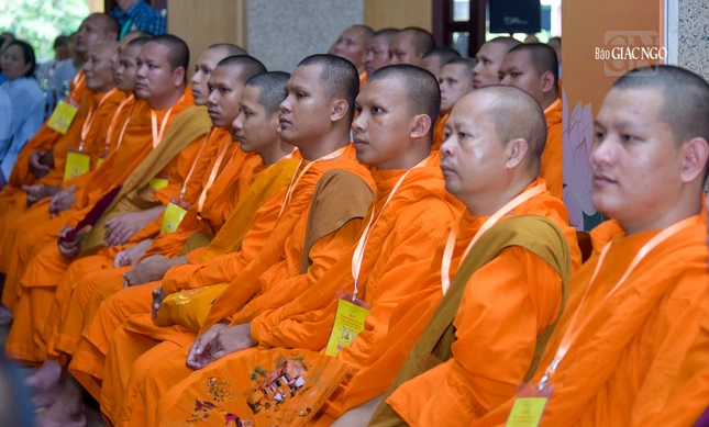 Chư Tăng Hệ phái Phật giáo Nam tông Khmer tại buổi lễ