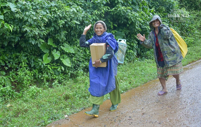 Đường về tràn ngập nụ cười