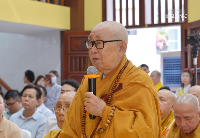 Trưởng lão Hòa thượng Thích Như Tín ban đạo từ chứng minh Trưởng lão Hòa thượng Thích Như Tín ban đạo từ chứng minh