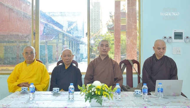 Chư tôn đức tham dự