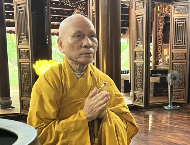 Trưởng lão Hòa thượng Thích Giác Quang tham dự tưởng niệm Trưởng lão Hòa thượng Thích Giác Quang tham dự tưởng niệm