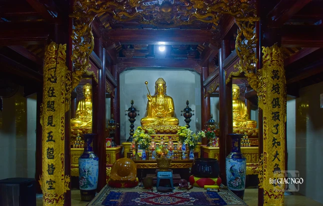 Chánh điện chùa Tượng Sơn thờ Đức Phật Thích Ca