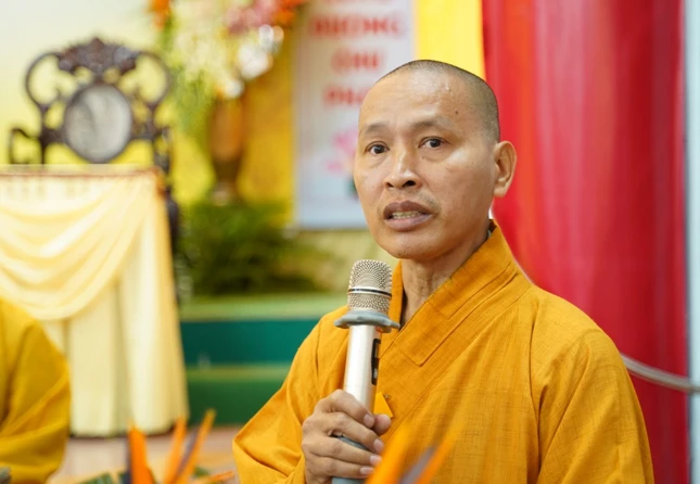 Thượng tọa Thích Minh Quang phát biểu khai mạc Thượng tọa Thích Minh Quang phát biểu khai mạc