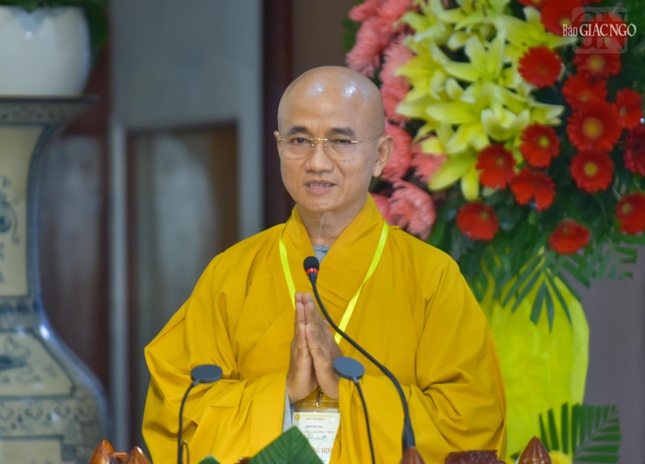 Thượng tọa Thích Thiện Quý phát biểu
