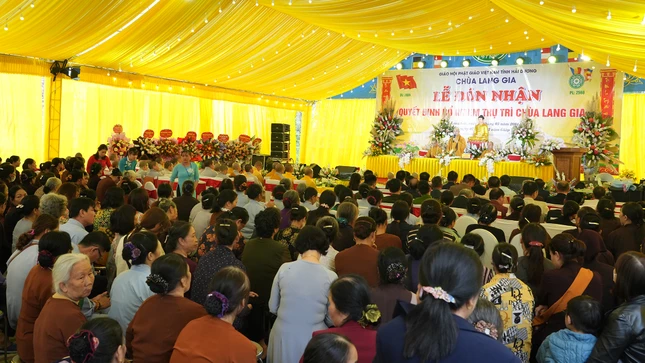 Quang cảnh buổi lễ