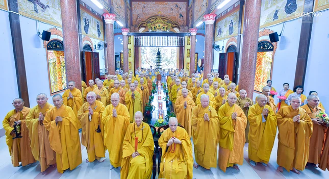 Các hành giả trường hạ tổ đình Vạn Thọ