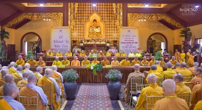 Chư tôn đức chứng minh