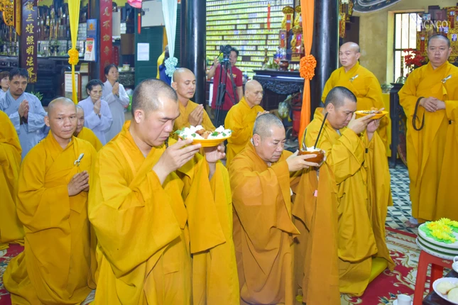 Môn đồ pháp quyến