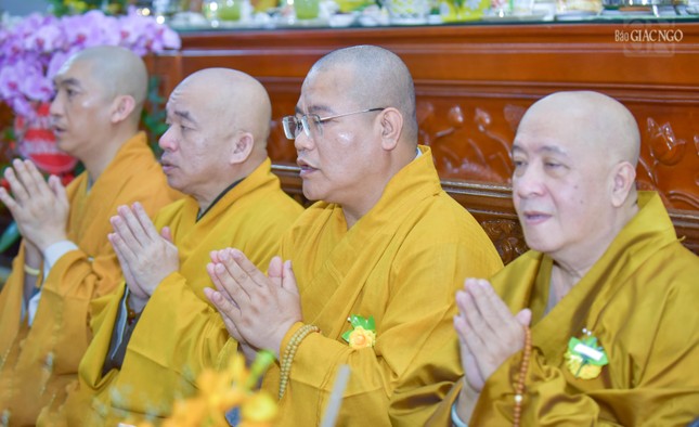 Chư Tăng tham dự