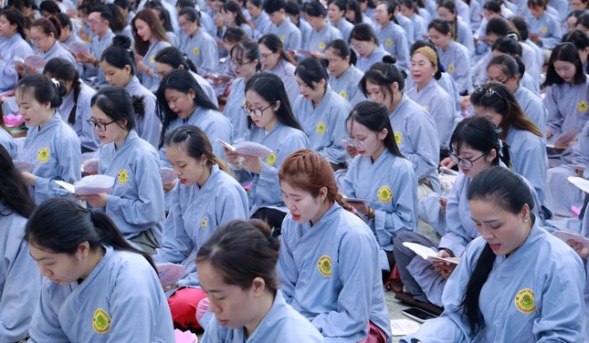 Tụng kinh cầu nguyện