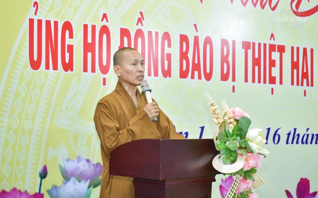 Thượng tọa Thích Minh Quang kêu gọi Tăng Ni, Phật tử các tự viện trên địa bàn chung tay ủng hộ đồng bào bị thiệt hại do bão số 3