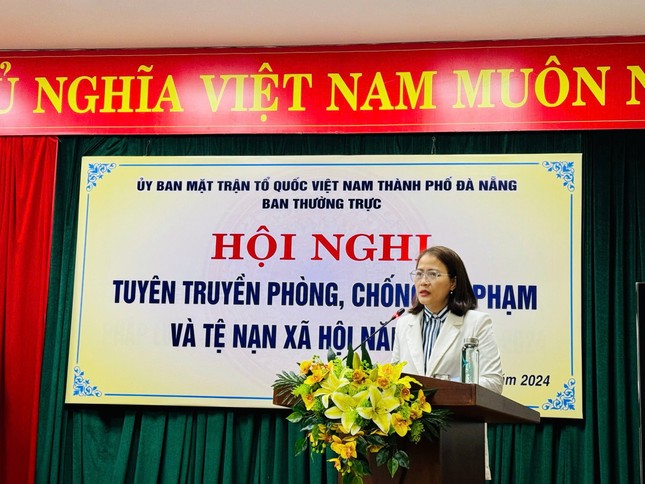 Bà Trần Thị Mẫn phát biểu Bà Trần Thị Mẫn phát biểu