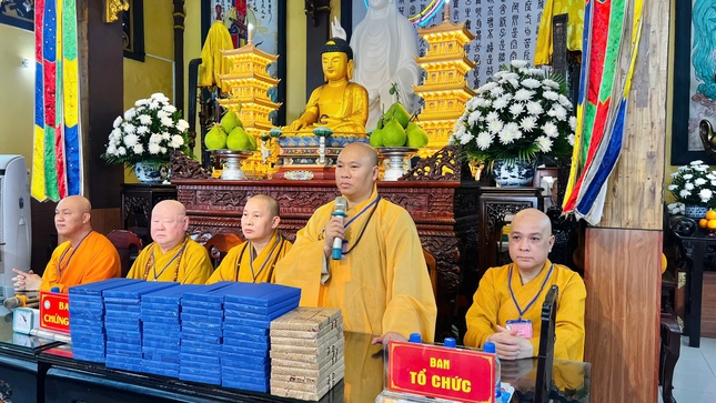 Thượng tọa Thích Minh Bảo, Trưởng ban Trị sự GHPGVN Q.4 cho biết Hội thi giáo lý của Phật giáo Q.4 được tổ chức tại chùa Long Bửu - Văn phòng Ban Trị sự (183 Khánh Hội, P.2, Q.4, TP.HCM), với sự tham dự của 130 thí sinh