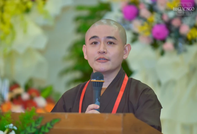 Đại đức Thích Hoằng Tâm phát biểu cảm tạ