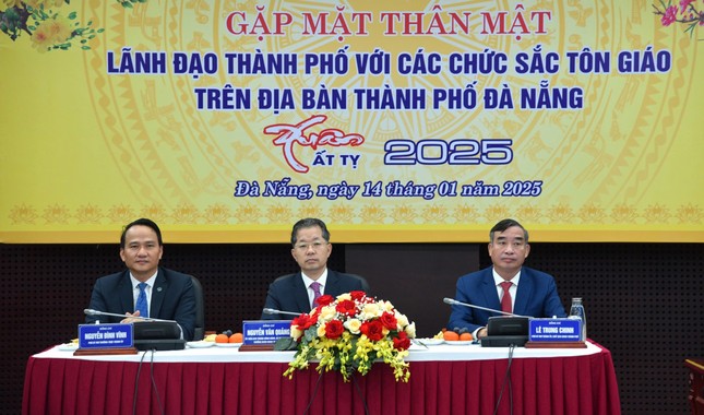 Lãnh đạo Đảng ủy, HĐND, UBND, UBMTTQVN TP.Đà Nẵng