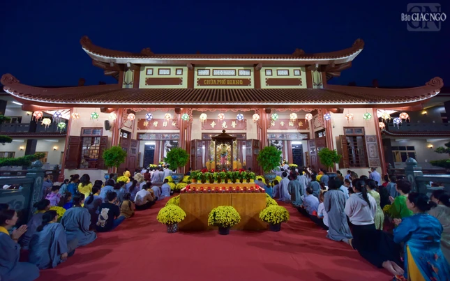 Hàng trăm Phật tử trên địa bàn TP.HCM về tham dự