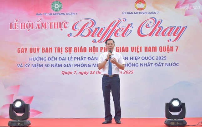 Ông Nguyễn Dũng Hùng phát biểu